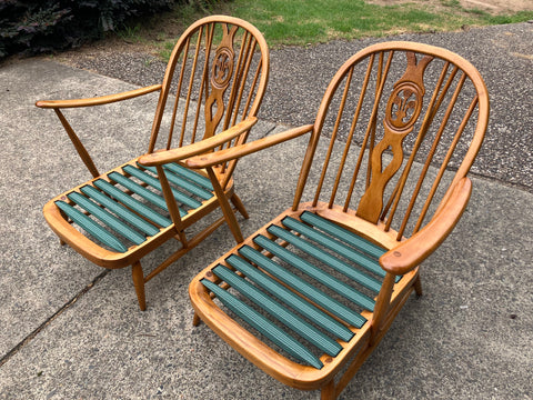 1970s vintage Pair of Ercol Windsor Armchairs